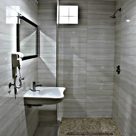 Exotic Kryty Basen *