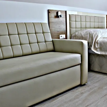 Rum i privatbostad Exotic Kryty Basen *