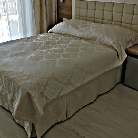 Quarto em Acomodações Particulares Exotic Kryty Basen