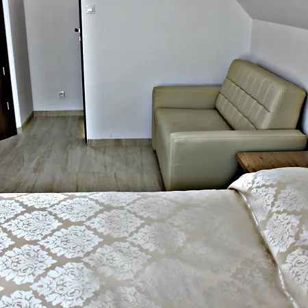 Exotic Kryty Basen ウェバ