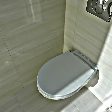 Exotic Kryty Basen Δωμάτια σε οικογενειακή κατοικία *