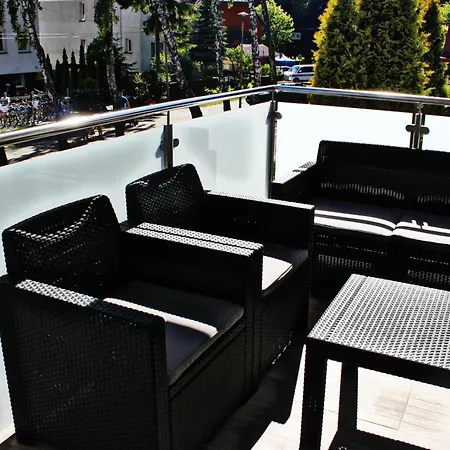 Exotic Kryty Basen Δωμάτια σε οικογενειακή κατοικία